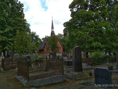 Чем финские похороны и кладбища отличаются от русских