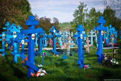 Синенькое кладбище в глубинке Ульяновской области